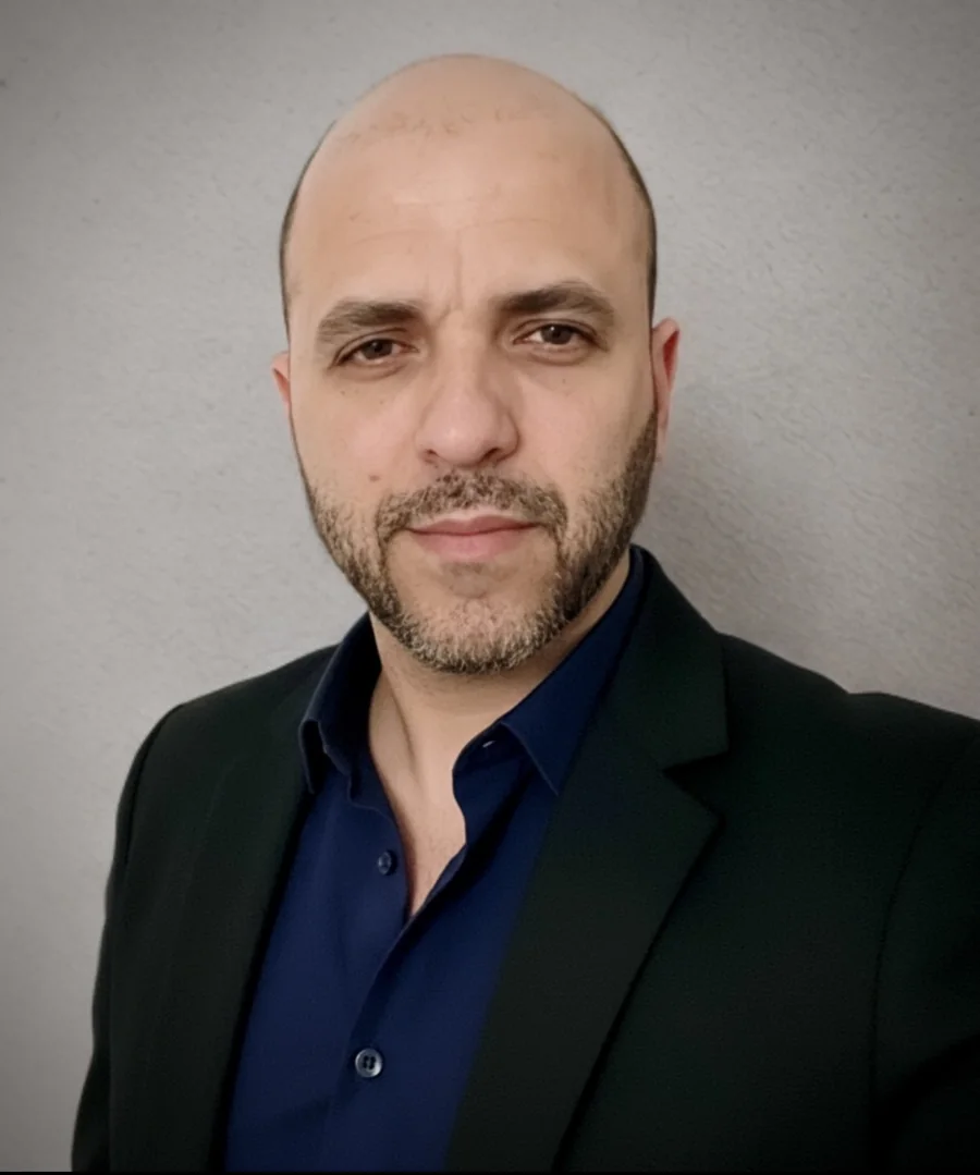 Portrait of Claude Borges, founder of Care by Claude